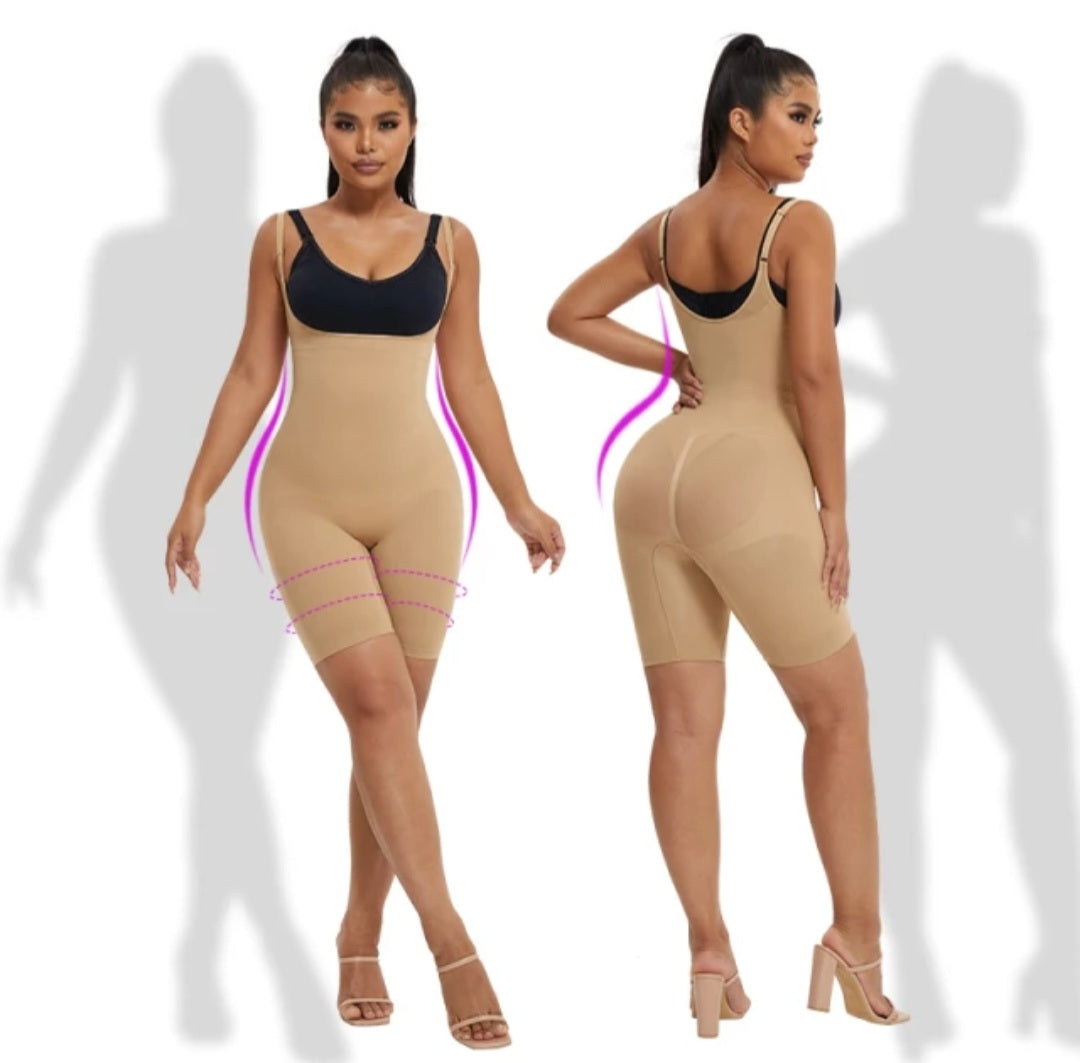 SEAMLESS HIGH-WAISTED MID-THIGH SHORT